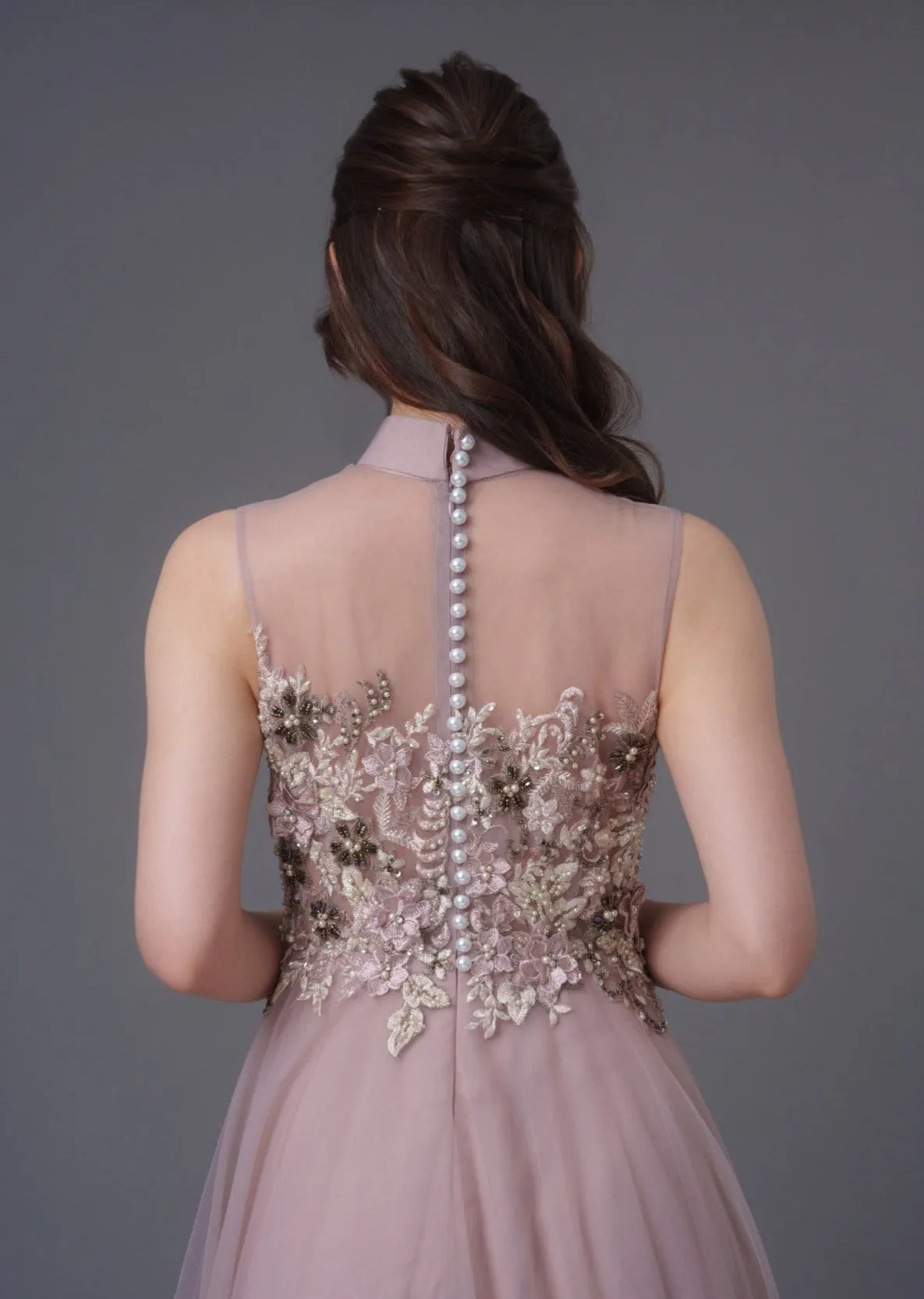 Oriental Poppy Sleeveless Tulle Qipao